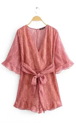 Outlet ???? FS Collection V Neck & Back Detail Playsuit In Peach With Floral Print ⭐