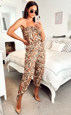 Hot Sale ❤️ Shikha London Bardot Tie Leg Bandeau Jumpsuit With Paisley Print In Beige ????